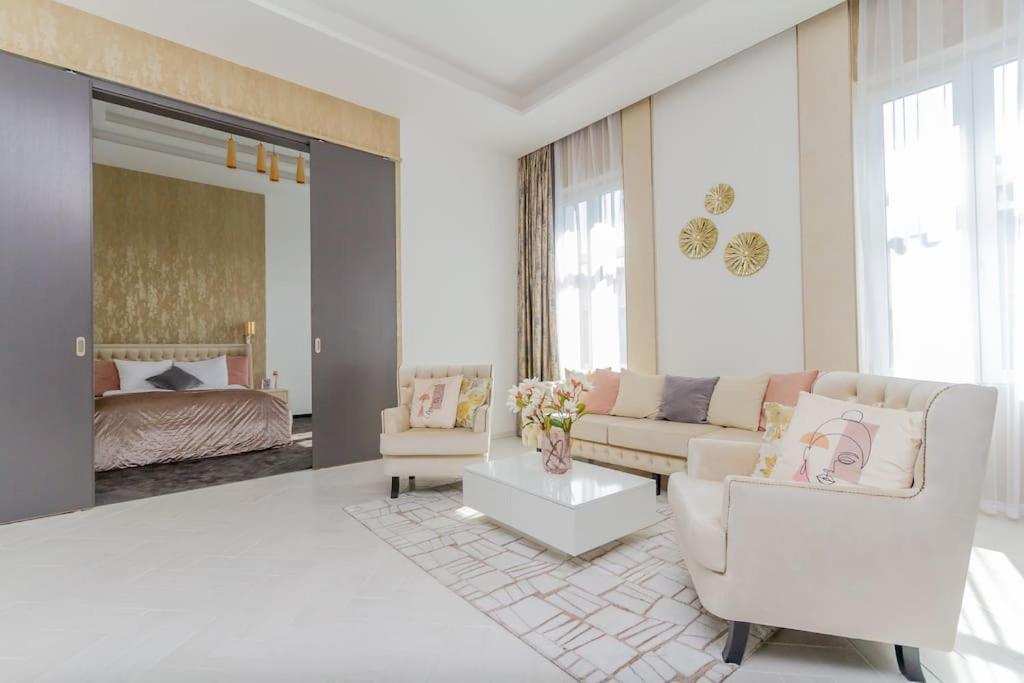 The Opulent Oasis By Newave Apartments Budapest Kültér fotó